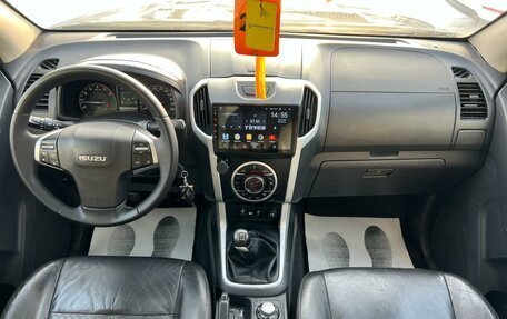 Isuzu D-Max II, 2016 год, 2 159 000 рублей, 16 фотография