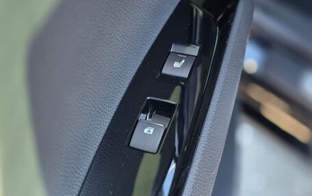 Toyota Camry, 2018 год, 2 850 000 рублей, 5 фотография