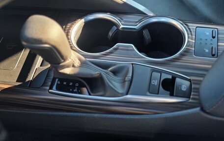 Toyota Camry, 2018 год, 2 850 000 рублей, 7 фотография