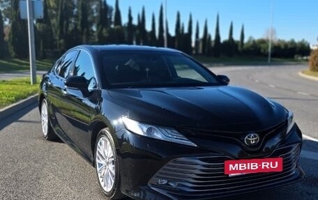 Toyota Camry, 2018 год, 2 850 000 рублей, 24 фотография