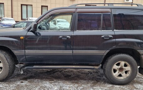 Toyota Land Cruiser 100 рестайлинг 2, 2001 год, 999 999 рублей, 3 фотография