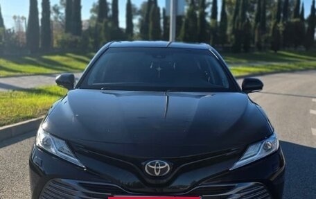 Toyota Camry, 2018 год, 2 850 000 рублей, 26 фотография