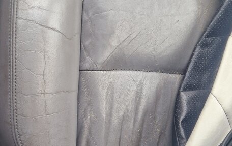 Toyota Land Cruiser 100 рестайлинг 2, 2001 год, 999 999 рублей, 14 фотография