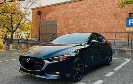 Mazda 3, 2021 год, 1 990 000 рублей, 1 фотография