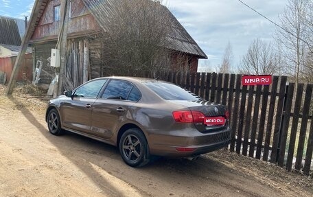 Volkswagen Jetta VI, 2012 год, 899 000 рублей, 1 фотография