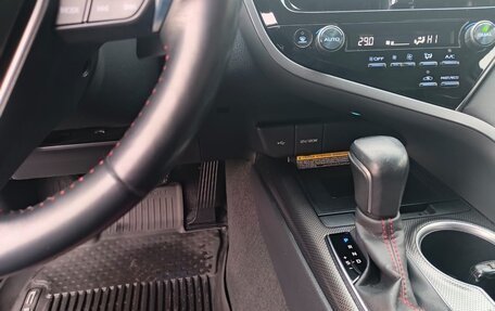 Toyota Camry, 2021 год, 3 700 000 рублей, 6 фотография