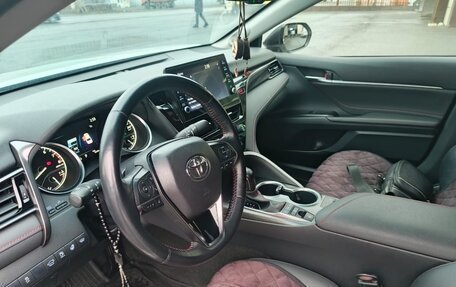 Toyota Camry, 2021 год, 3 700 000 рублей, 8 фотография