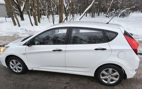 Hyundai Solaris II рестайлинг, 2012 год, 630 000 рублей, 5 фотография