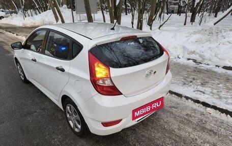 Hyundai Solaris II рестайлинг, 2012 год, 630 000 рублей, 4 фотография