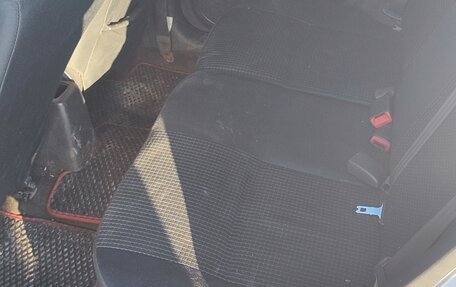 Suzuki Swift III, 2005 год, 250 000 рублей, 9 фотография