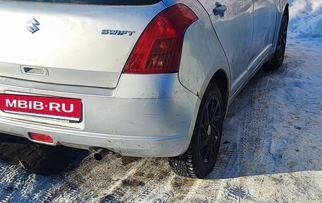 Suzuki Swift III, 2005 год, 250 000 рублей, 12 фотография