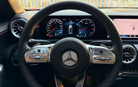 Mercedes-Benz A-Класс, 2022 год, 2 300 000 рублей, 8 фотография