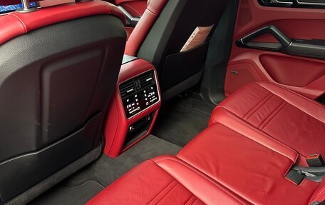 Porsche Cayenne III, 2019 год, 10 500 000 рублей, 16 фотография