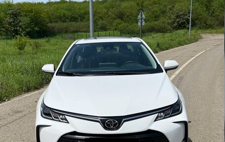 Toyota Corolla, 2022 год, 1 600 000 рублей, 2 фотография