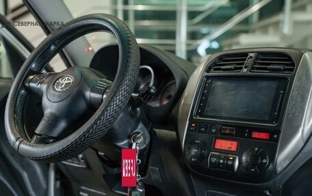 Toyota RAV4, 2004 год, 870 000 рублей, 9 фотография