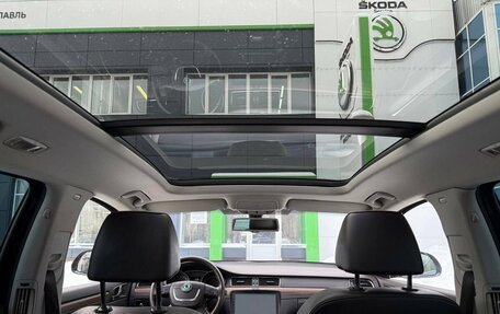 Skoda Superb III рестайлинг, 2012 год, 1 299 000 рублей, 20 фотография