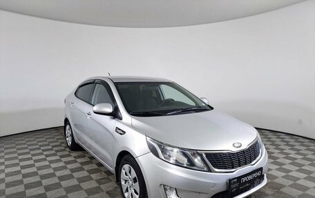 KIA Rio III рестайлинг, 2013 год, 890 000 рублей, 3 фотография