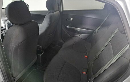 KIA Rio III рестайлинг, 2013 год, 890 000 рублей, 15 фотография