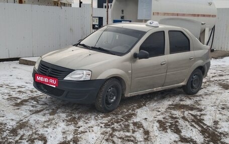 Renault Logan I, 2013 год, 255 000 рублей, 2 фотография