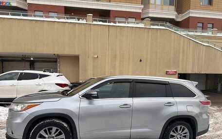 Toyota Highlander III, 2014 год, 3 000 000 рублей, 7 фотография