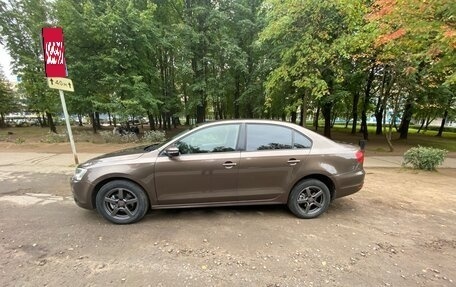 Volkswagen Jetta VI, 2012 год, 899 000 рублей, 6 фотография