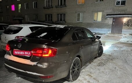 Volkswagen Jetta VI, 2012 год, 899 000 рублей, 15 фотография