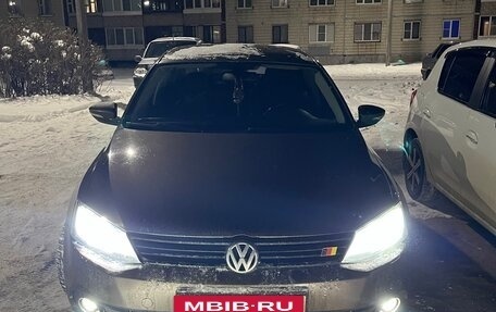 Volkswagen Jetta VI, 2012 год, 899 000 рублей, 17 фотография