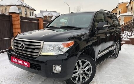 Toyota Land Cruiser 200, 2014 год, 4 450 000 рублей, 7 фотография