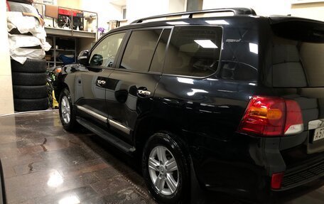 Toyota Land Cruiser 200, 2014 год, 4 450 000 рублей, 18 фотография