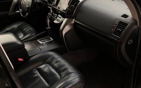 Toyota Land Cruiser 200, 2014 год, 4 450 000 рублей, 19 фотография