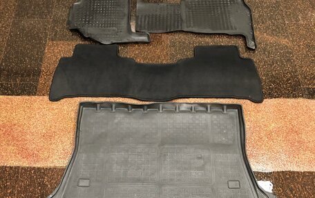 Toyota Land Cruiser 200, 2014 год, 4 450 000 рублей, 32 фотография