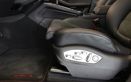 Porsche Macan I рестайлинг, 2025 год, 15 132 000 рублей, 14 фотография