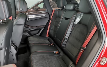 Porsche Macan I рестайлинг, 2025 год, 15 132 000 рублей, 18 фотография