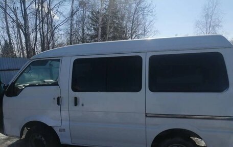 Mazda Bongo IV, 2001 год, 200 000 рублей, 2 фотография