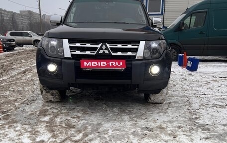 Mitsubishi Pajero IV, 2012 год, 2 800 000 рублей, 1 фотография