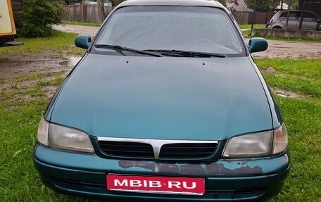 Toyota Carina E, 1997 год, 145 000 рублей, 1 фотография