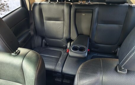 Mitsubishi Outlander III рестайлинг 3, 2018 год, 1 730 000 рублей, 25 фотография