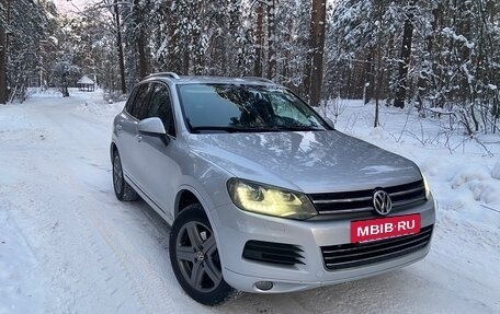 Volkswagen Touareg III, 2011 год, 1 680 000 рублей, 5 фотография