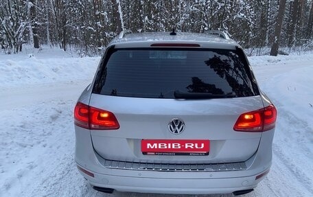 Volkswagen Touareg III, 2011 год, 1 680 000 рублей, 15 фотография