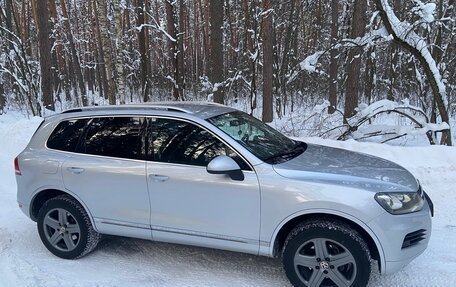 Volkswagen Touareg III, 2011 год, 1 680 000 рублей, 23 фотография