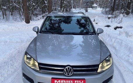 Volkswagen Touareg III, 2011 год, 1 680 000 рублей, 21 фотография