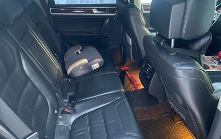 Volkswagen Touareg III, 2011 год, 1 680 000 рублей, 33 фотография