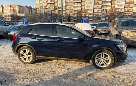 Mercedes-Benz GLA, 2016 год, 2 500 000 рублей, 3 фотография