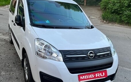 Opel Combo, 2021 год, 1 700 000 рублей, 3 фотография
