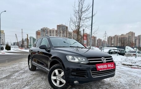 Volkswagen Touareg III, 2011 год, 1 800 000 рублей, 3 фотография