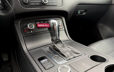 Volkswagen Touareg III, 2011 год, 1 800 000 рублей, 9 фотография