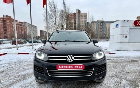 Volkswagen Touareg III, 2011 год, 1 800 000 рублей, 13 фотография