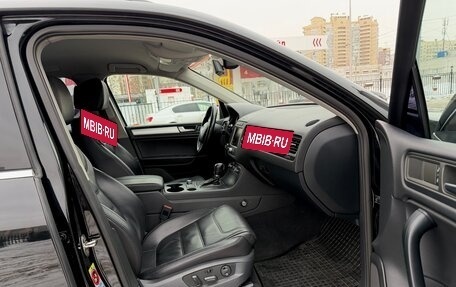 Volkswagen Touareg III, 2011 год, 1 800 000 рублей, 10 фотография