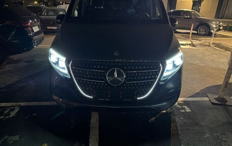 Mercedes-Benz V-Класс, 2024 год, 10 300 000 рублей, 7 фотография