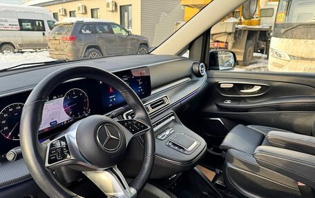 Mercedes-Benz V-Класс, 2024 год, 10 300 000 рублей, 10 фотография